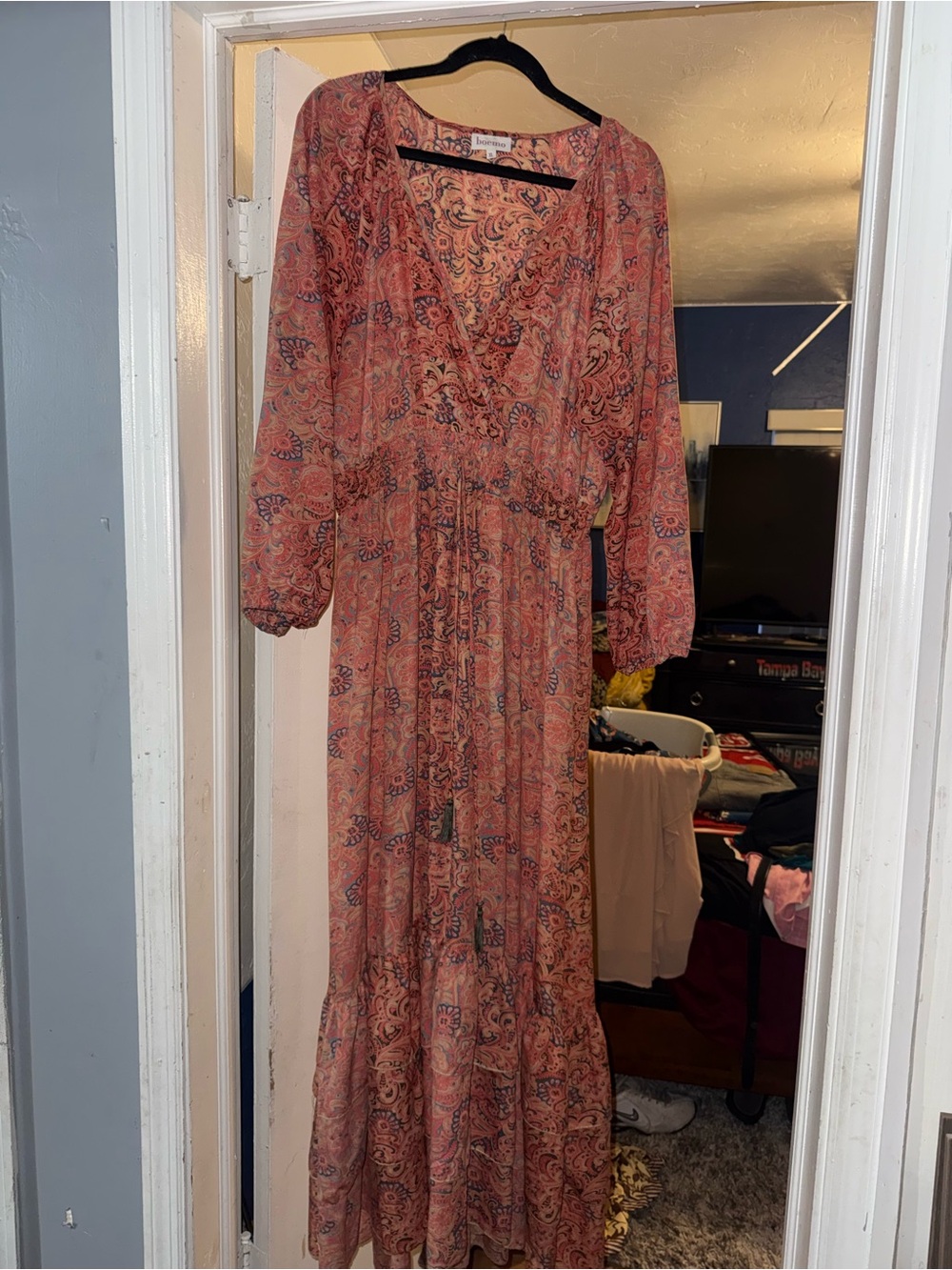 Women's Pink Paisley Maxi Dress - Boho V-Neck Long Sleeve